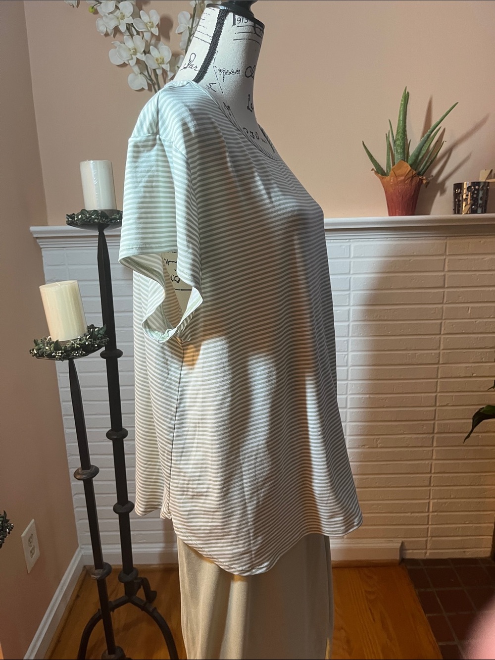 Koolaburra by Ugg Striped Short Sleeve Top and Cream Wide Leg Pants Set - Picture 5 of 11